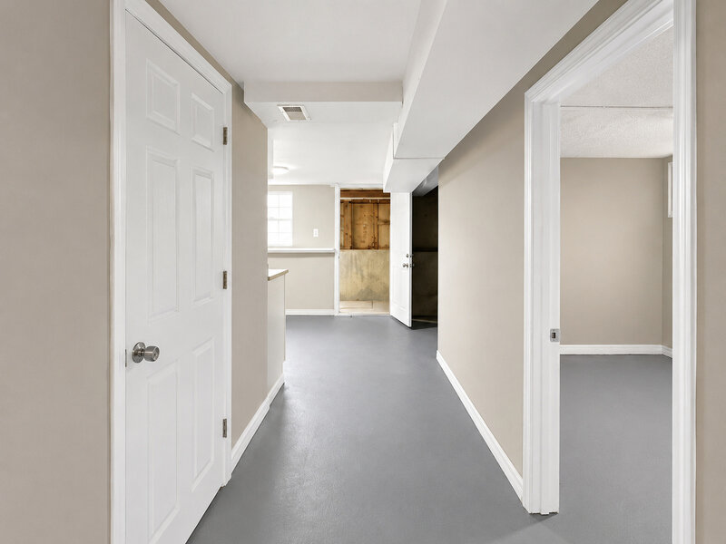 4637 W Mclean Avenue Chicago IL 60639
