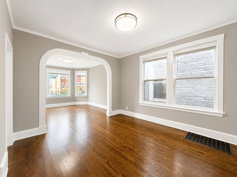 4637 W Mclean Avenue Chicago IL 60639