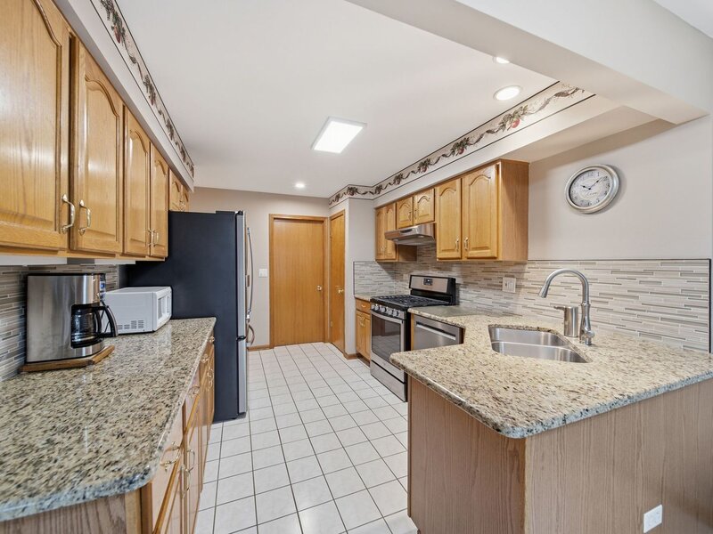 1169 Amber Drive Lemont IL 60439