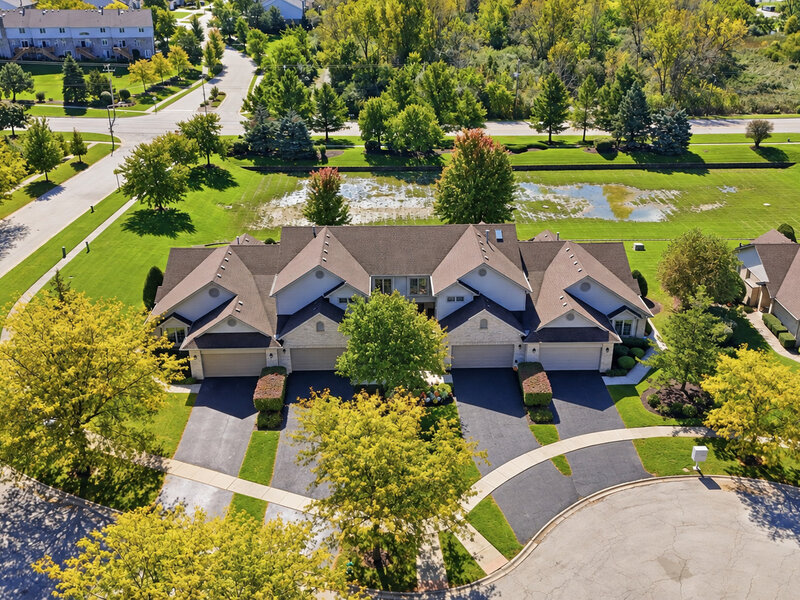 1169 Amber Drive Lemont IL 60439