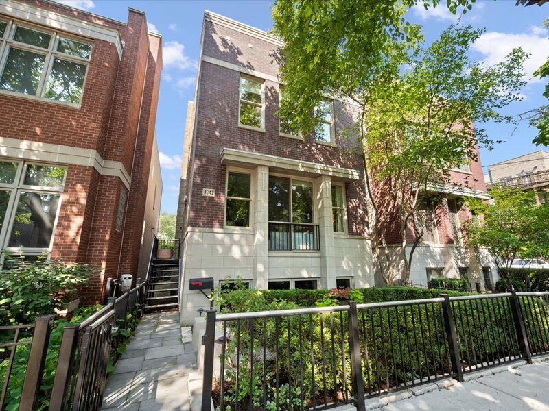 1942 N Wolcott Avenue Chicago IL 60622