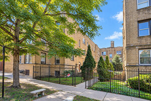 Photo of 1703 W Wallen Avenue Chicago IL 60626 Unit 1C