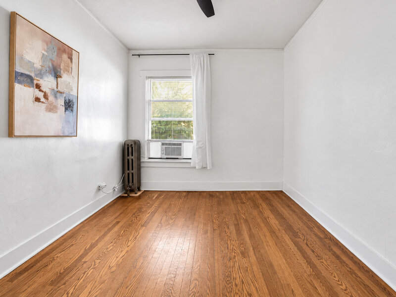 1703 W Wallen Avenue Chicago IL 60626