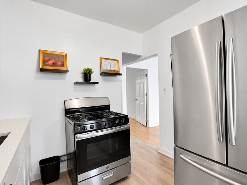 1703 W Wallen Avenue Chicago IL 60626