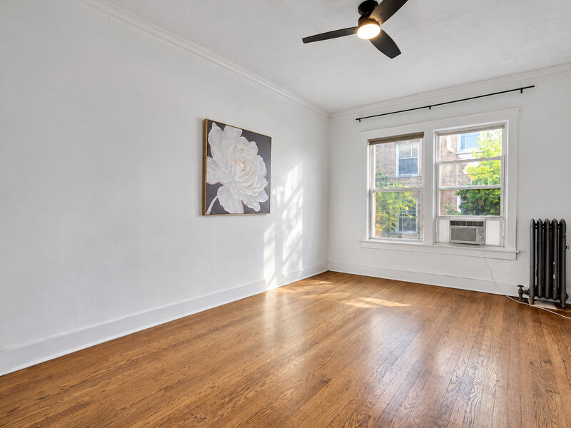 1703 W Wallen Avenue Chicago IL 60626