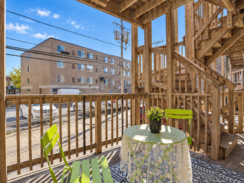 1703 W Wallen Avenue Chicago IL 60626
