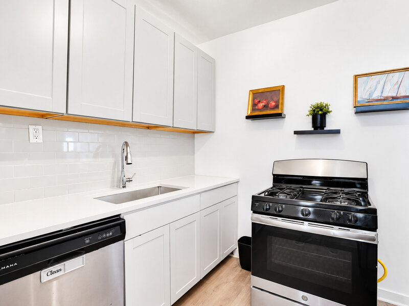 1703 W Wallen Avenue Chicago IL 60626
