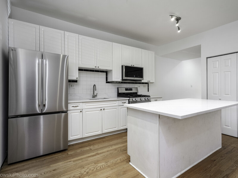1155 E 61st Street Chicago IL 60637