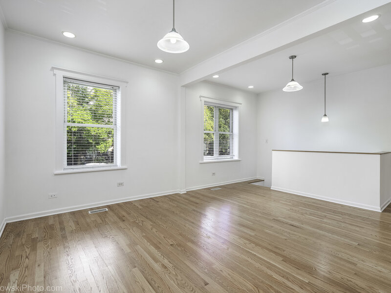 1155 E 61st Street Chicago IL 60637