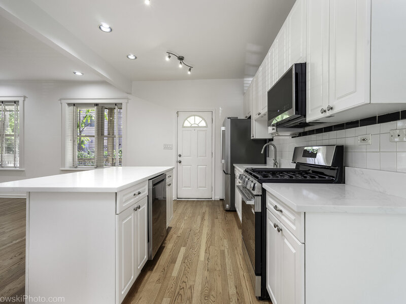 1155 E 61st Street Chicago IL 60637