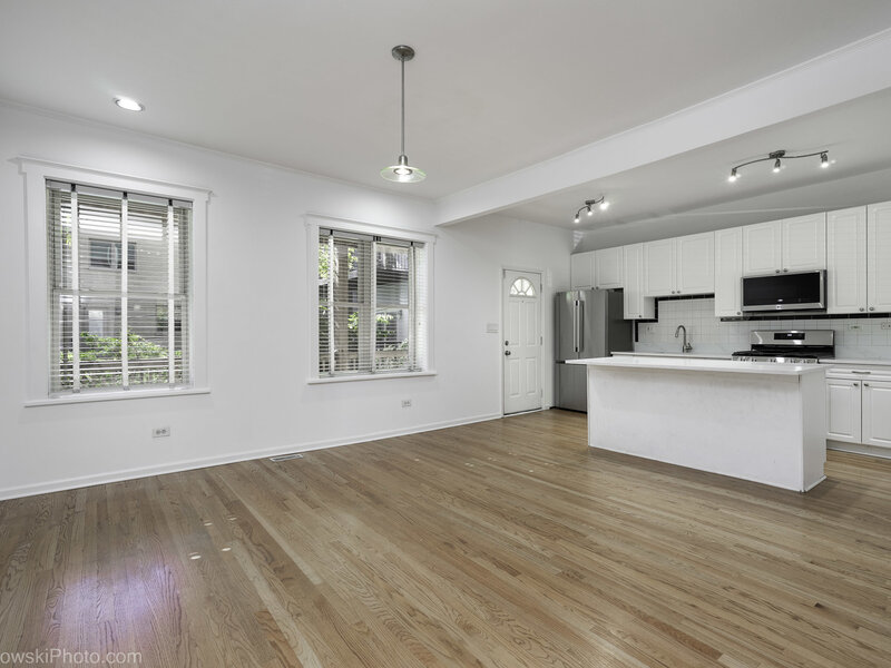 1155 E 61st Street Chicago IL 60637