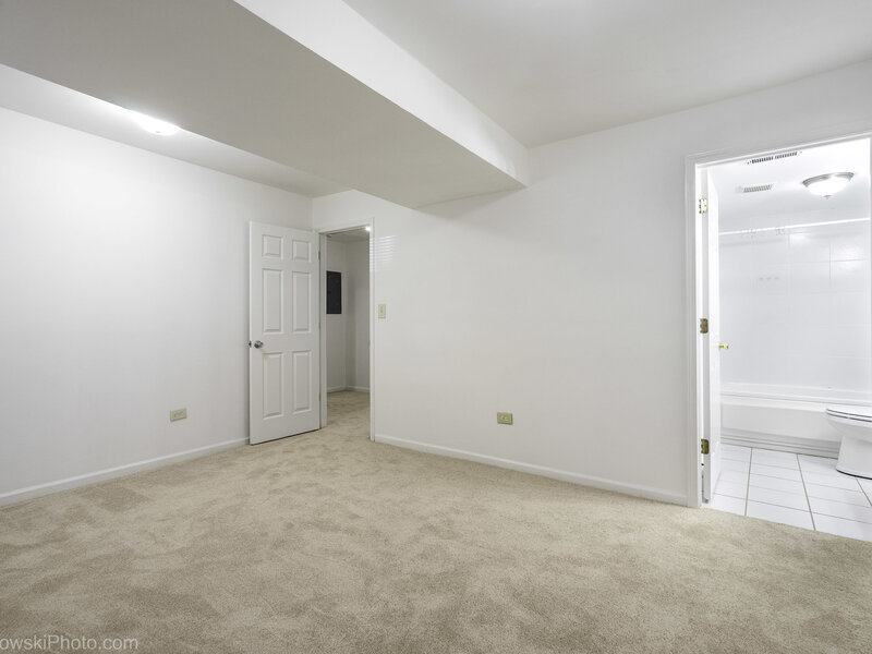 1155 E 61st Street Chicago IL 60637
