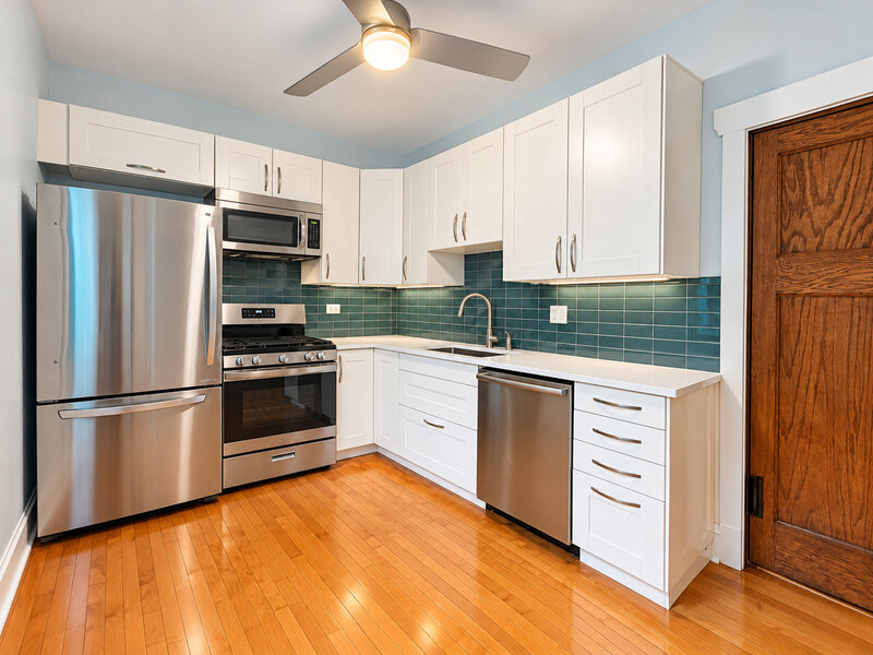 5406 S East View Park Chicago IL 60615