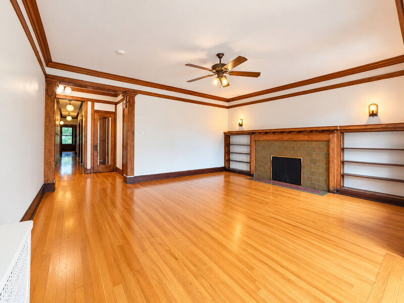 5406 S East View Park Chicago IL 60615