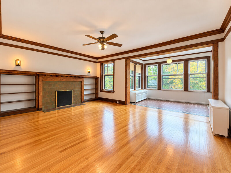5406 S East View Park Chicago IL 60615