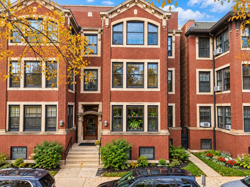 5406 S East View Park Chicago IL 60615