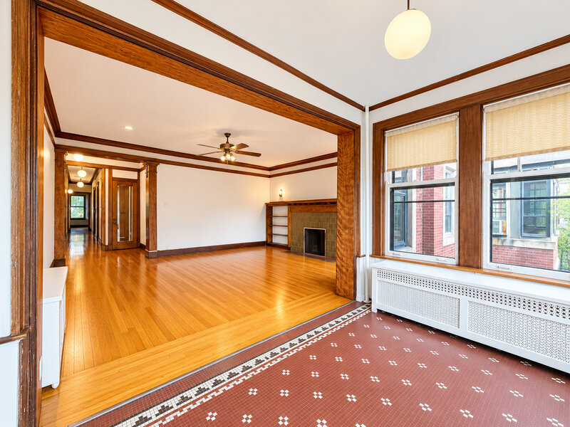 5406 S East View Park Chicago IL 60615