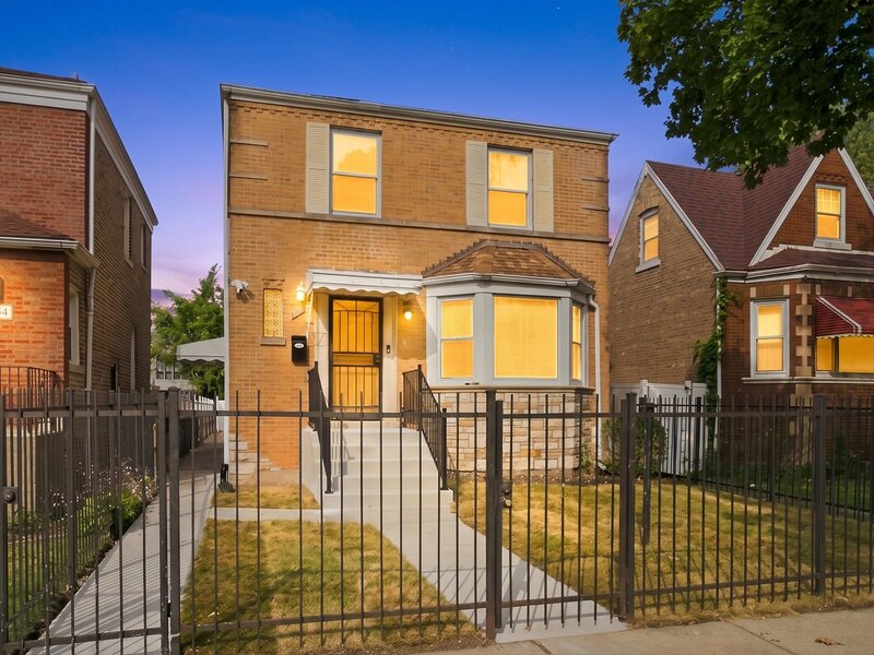 8252 S Marshfield Avenue Chicago IL 60620