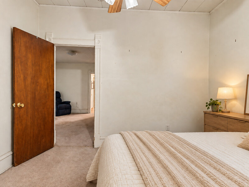 633 Locust Place Clinton IA 52732