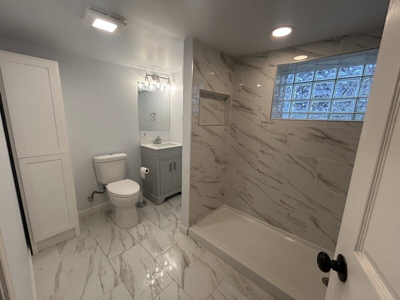 7659 S Bennett Avenue Chicago IL 60649