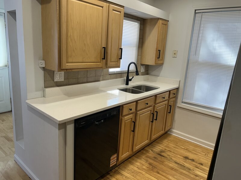 7659 S Bennett Avenue Chicago IL 60649