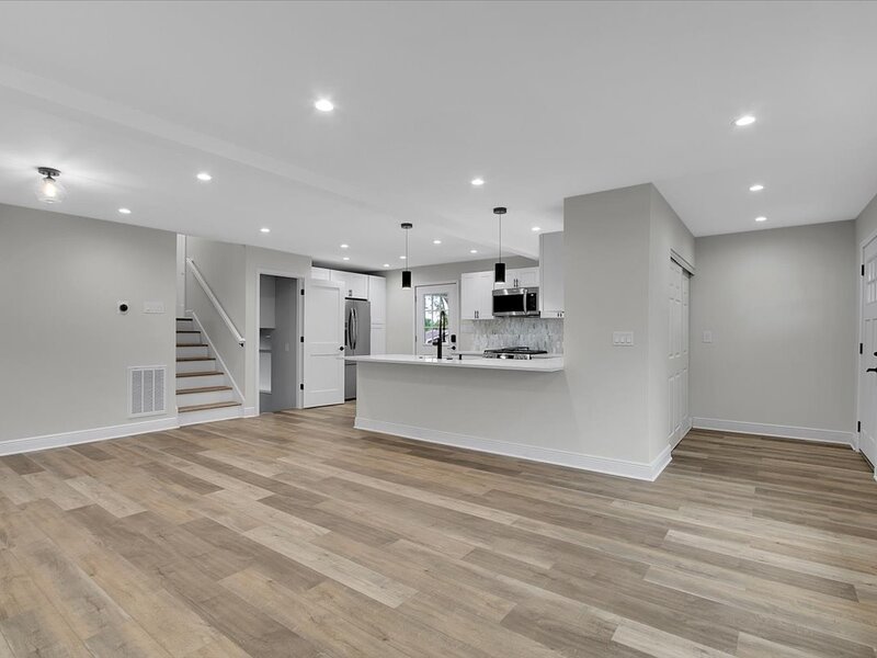 2033 N Wainwright Court Palatine IL 60074