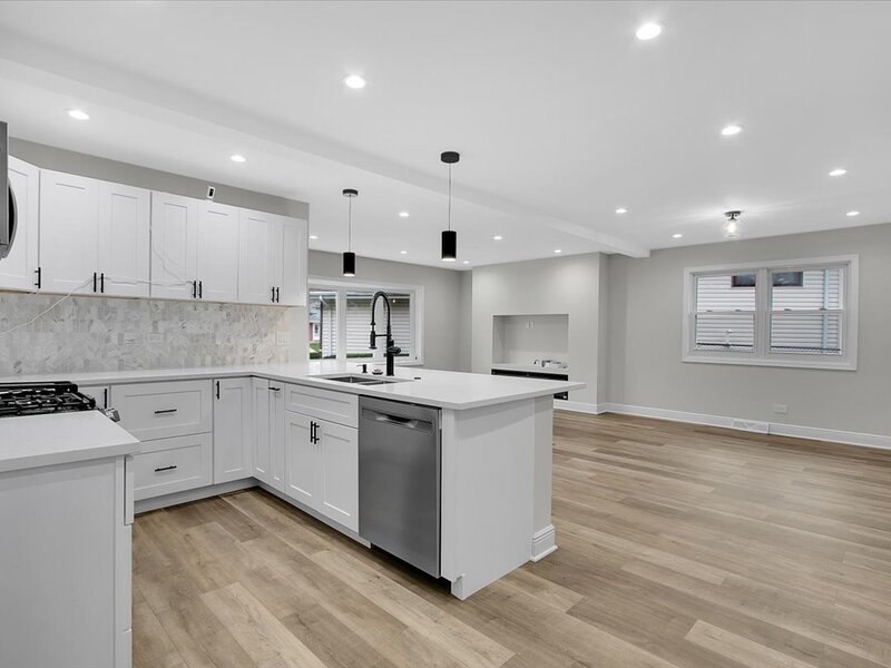 2033 N Wainwright Court Palatine IL 60074