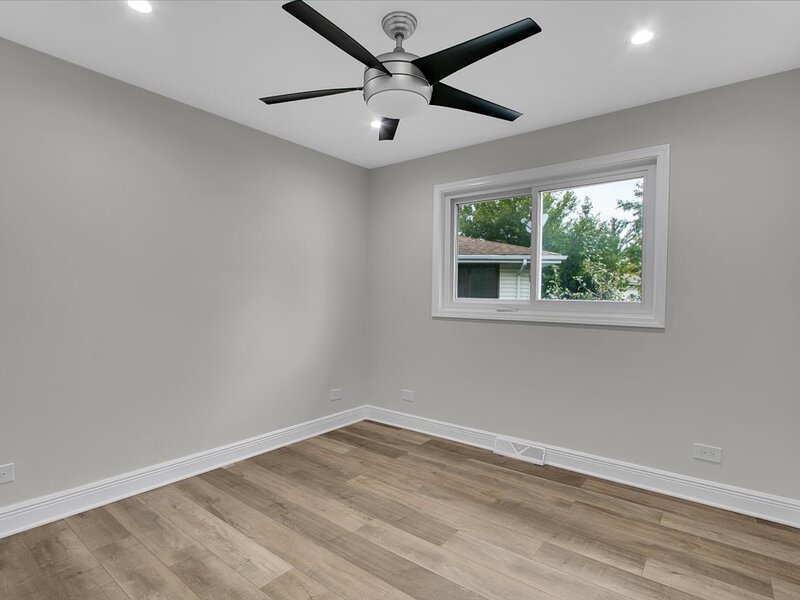 2033 N Wainwright Court Palatine IL 60074