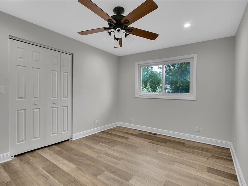 2033 N Wainwright Court Palatine IL 60074