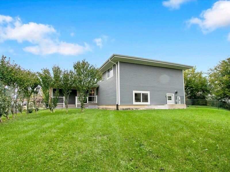 2033 N Wainwright Court Palatine IL 60074