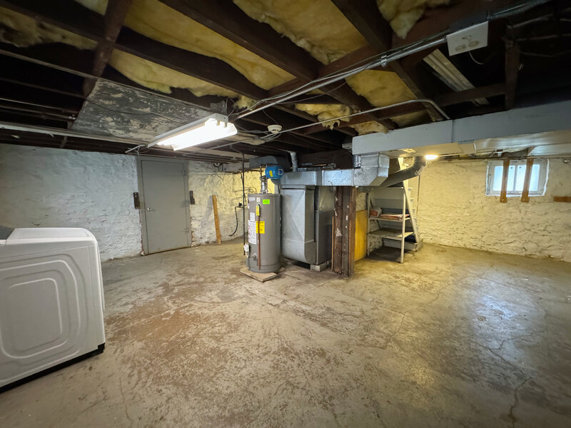 303 Davison Street Joliet IL 60433