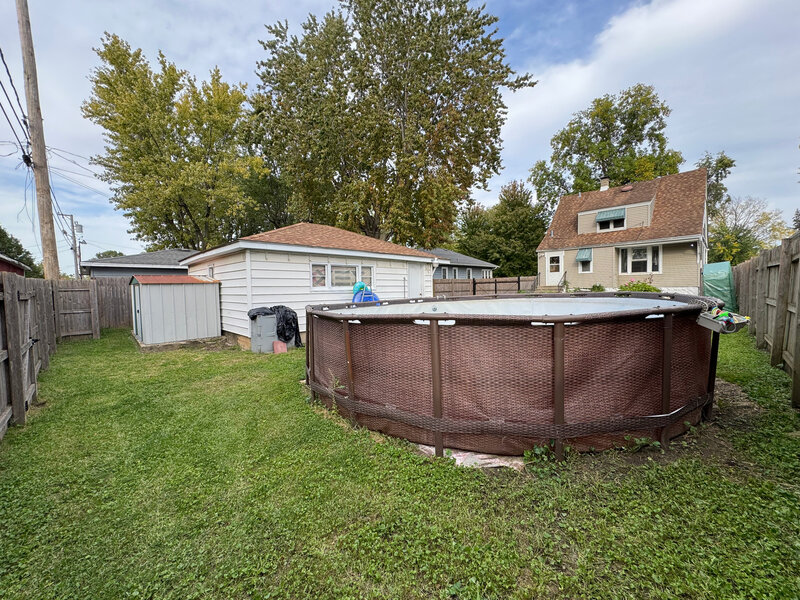 303 Davison Street Joliet IL 60433