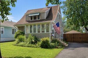 Photo of 303 Davison Street Joliet IL 60433