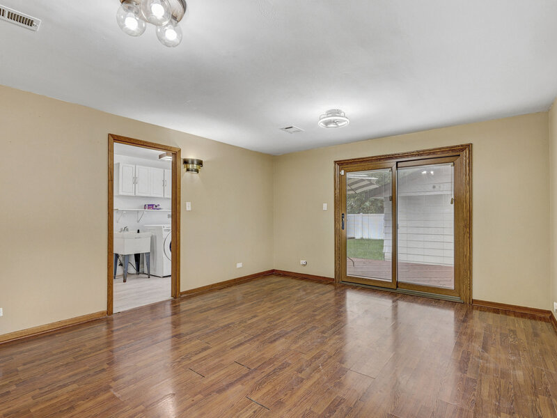 8115 Sayre Avenue Burbank IL 60459