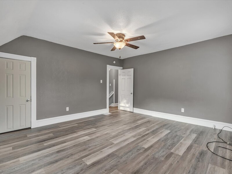 706 N Howell Street Davenport IA 52802