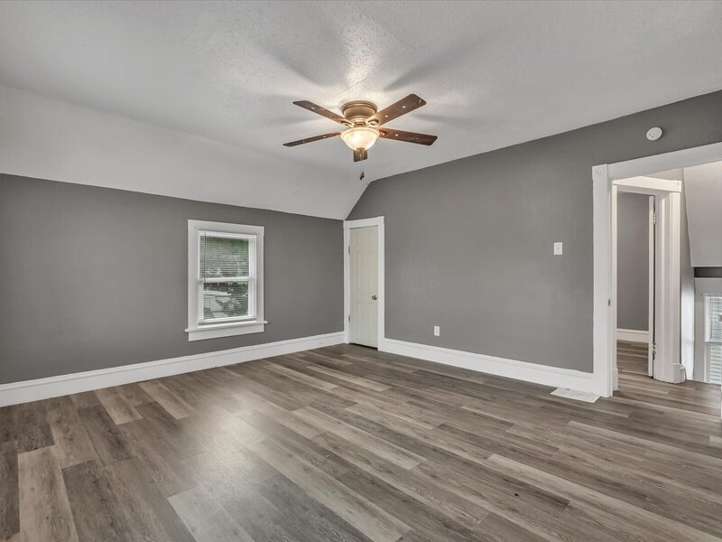 706 N Howell Street Davenport IA 52802