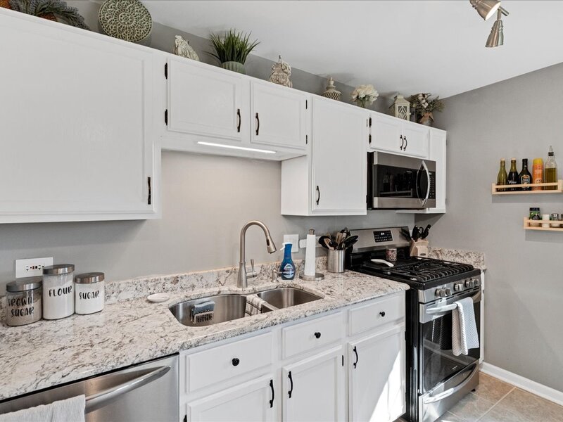 312 N Thornwood Drive Mchenry IL 60050