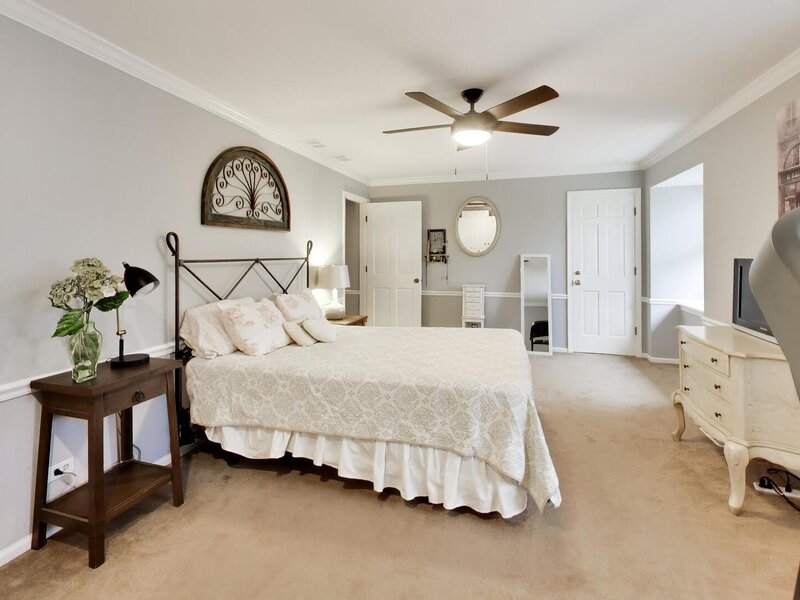 737 Orleans Drive Highland Park IL 60035