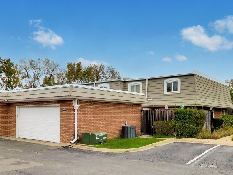737 Orleans Drive Highland Park IL 60035