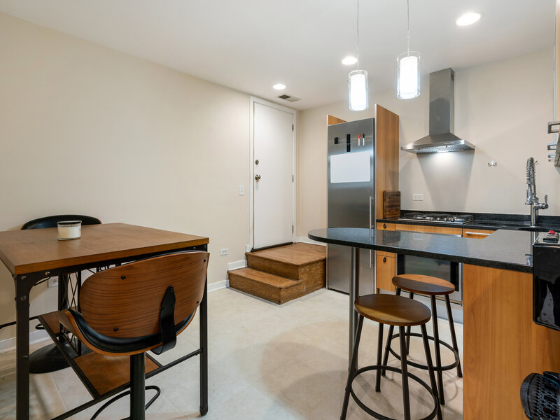1655 N Fairfield Avenue Chicago IL 60647
