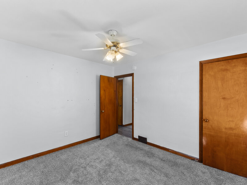 323 W 32nd Street Davenport IA 52803