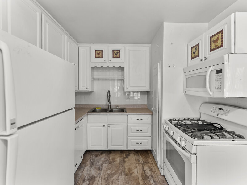 323 W 32nd Street Davenport IA 52803
