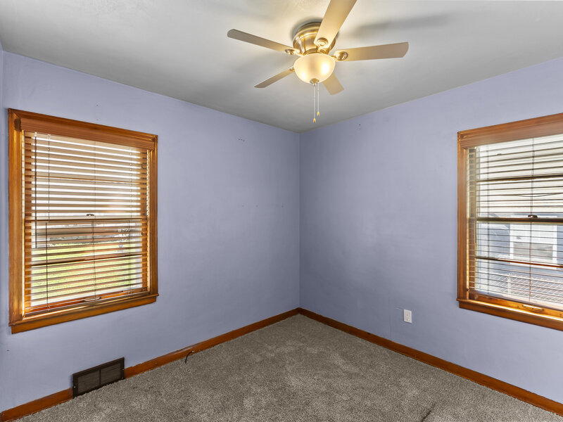 323 W 32nd Street Davenport IA 52803