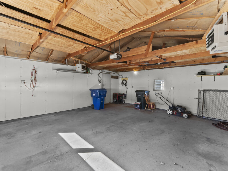 323 W 32nd Street Davenport IA 52803