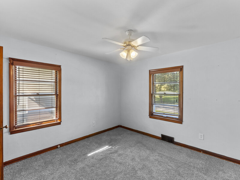 323 W 32nd Street Davenport IA 52803
