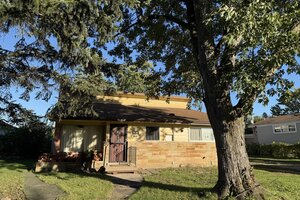 Photo of 9025 N Greenwood Avenue Niles IL 60714