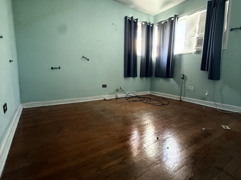 9025 N Greenwood Avenue Niles IL 60714