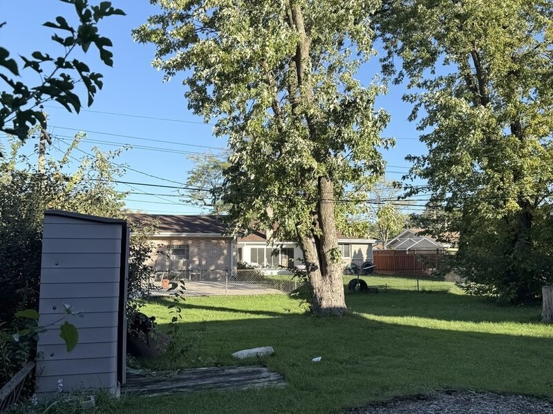 9025 N Greenwood Avenue Niles IL 60714