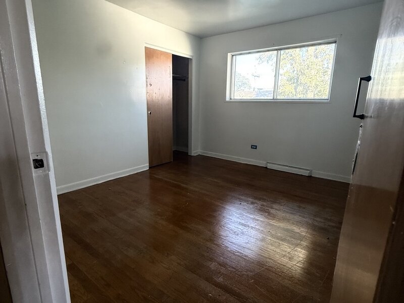 9025 N Greenwood Avenue Niles IL 60714