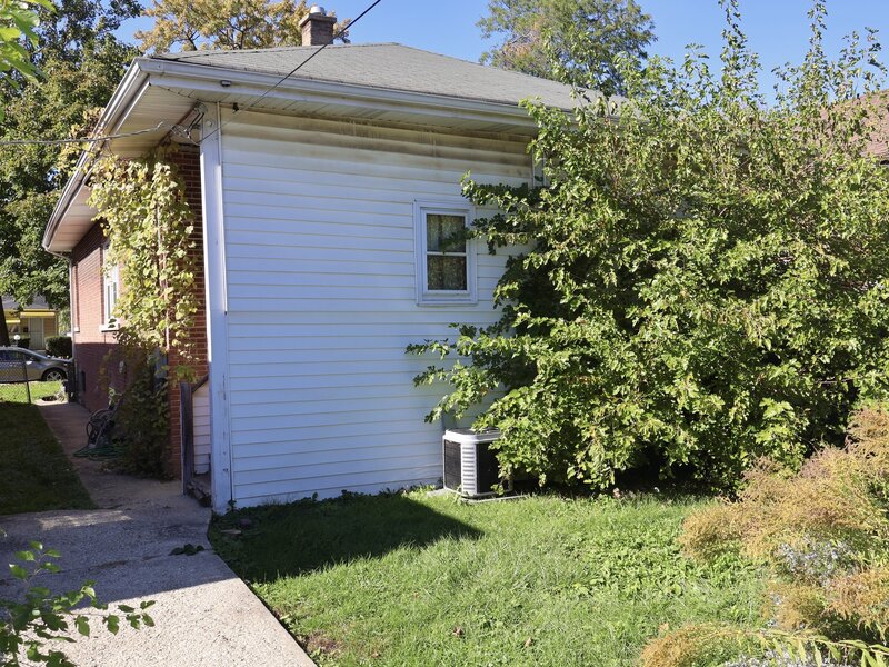 1025 Orchard Avenue Maywood IL 60153